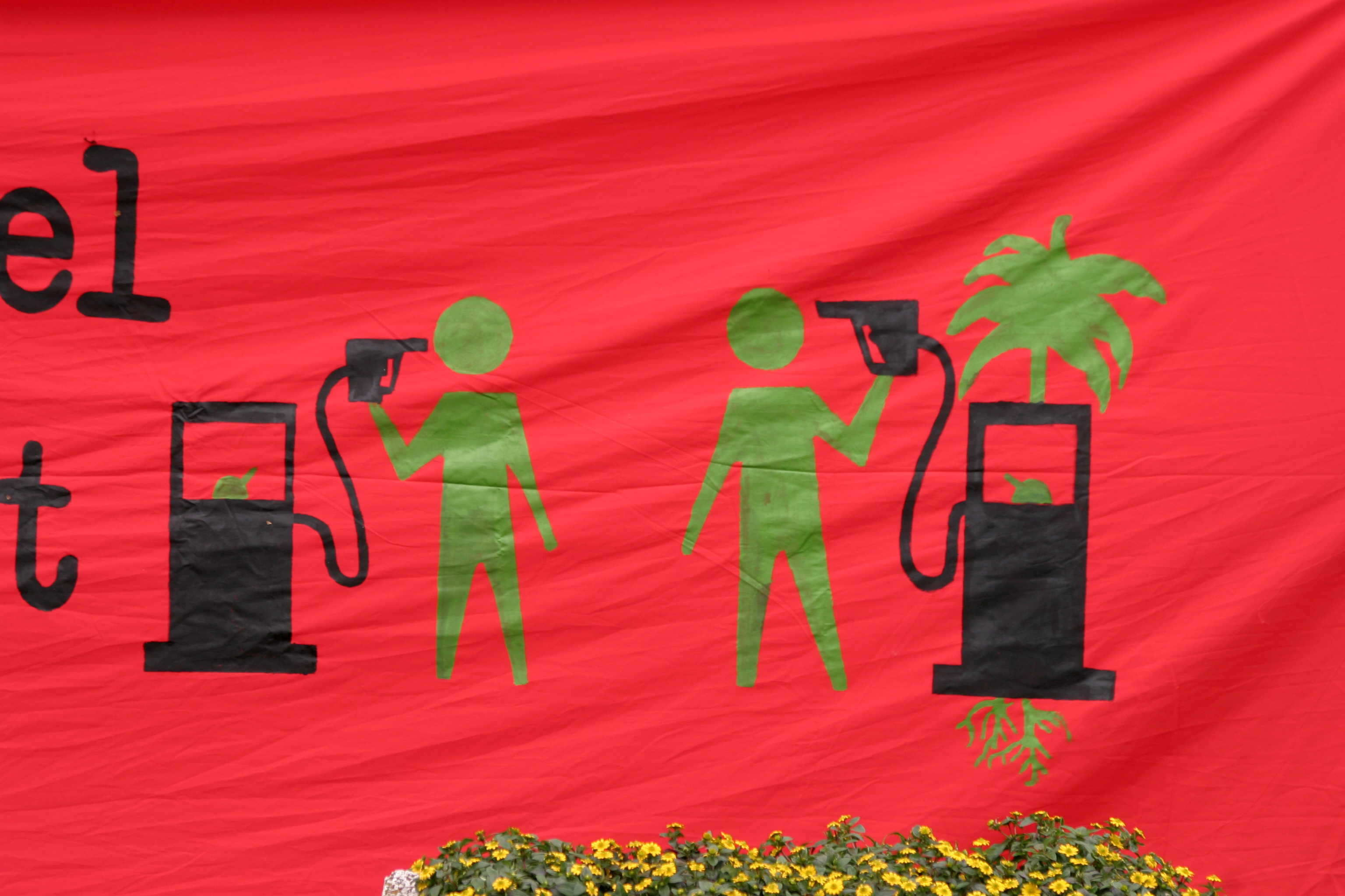 La via Campesina manifeste contre les agro-carburants